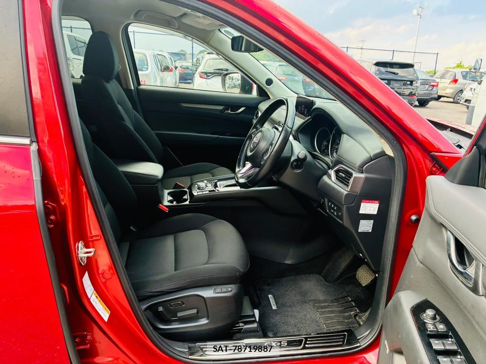 Mazda CX-5 2019-02 8321825-11