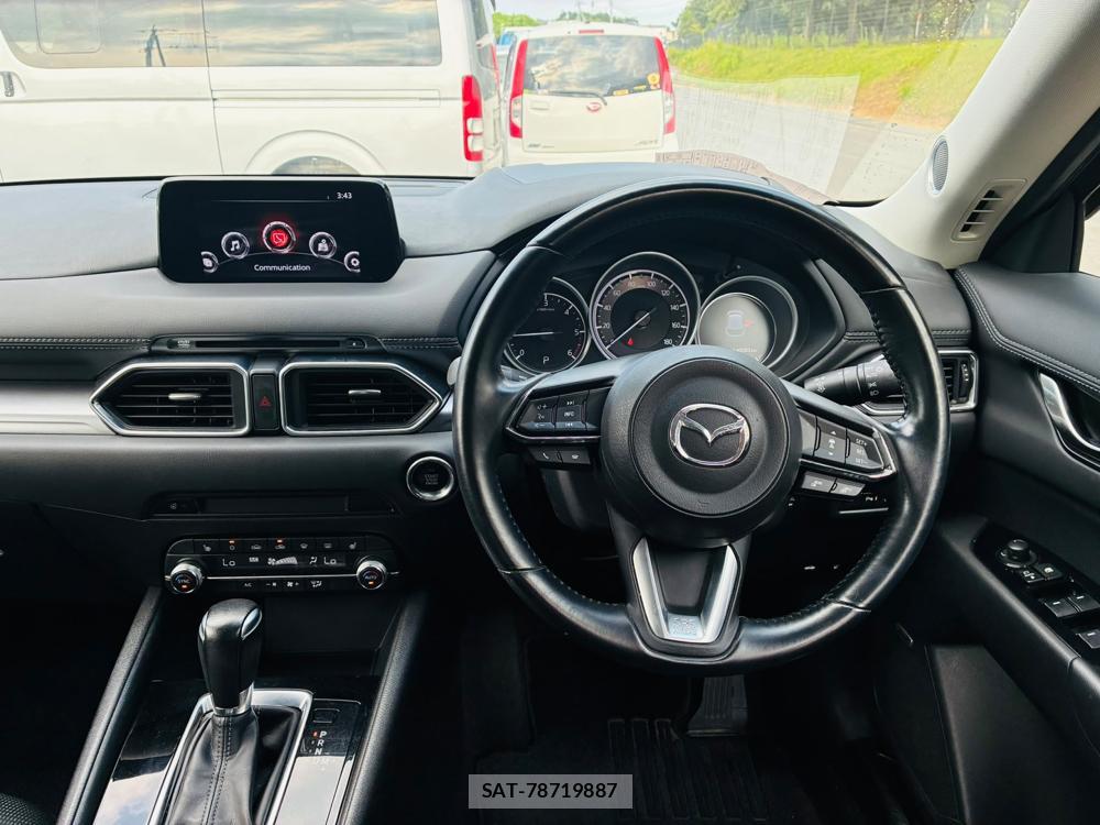 Mazda CX-5 2019-02 8321825-13