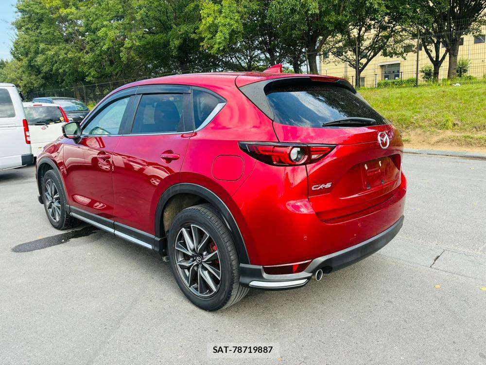 Mazda CX-5 2019-02 8321825-2