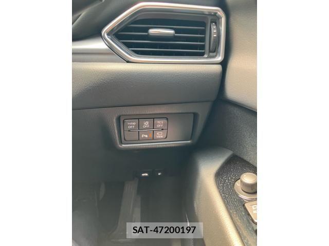 Mazda CX-5 2018-09 8561621-15