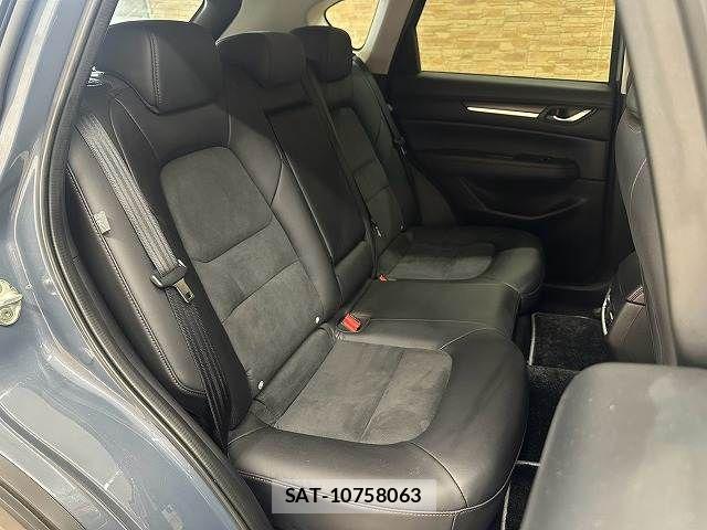 Mazda CX-5 2022-01 8626354-11