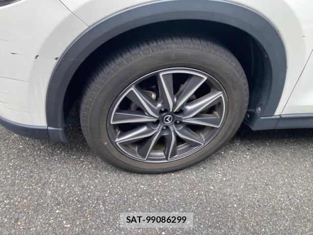 Mazda CX-5 2017-09 8626365-9