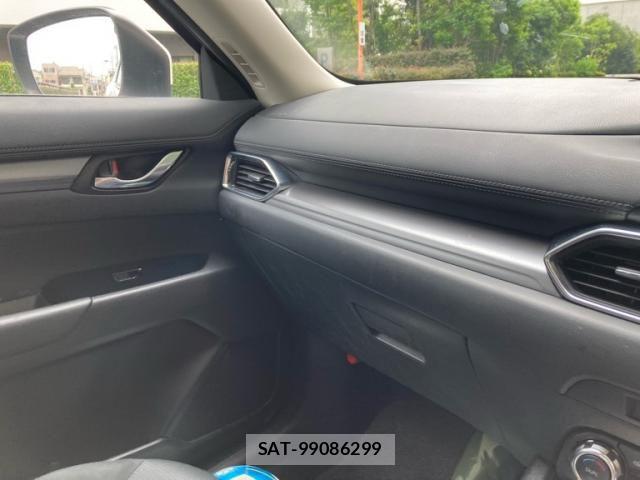 Mazda CX-5 2017-09 8626365-21