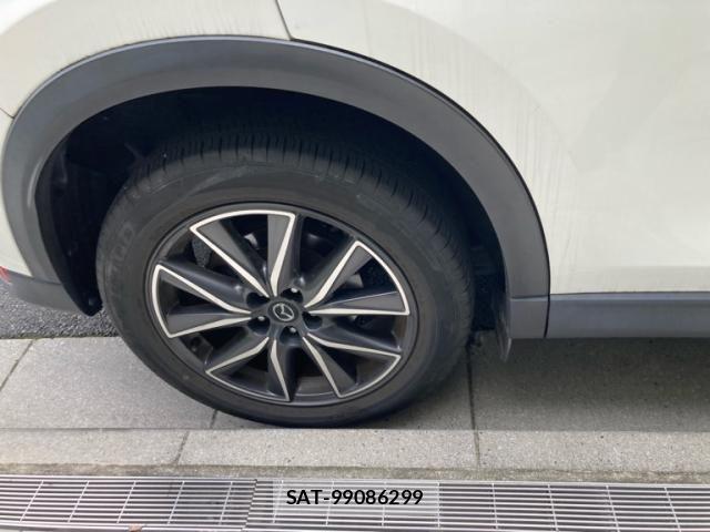 Mazda CX-5 2017-09 8626365-7