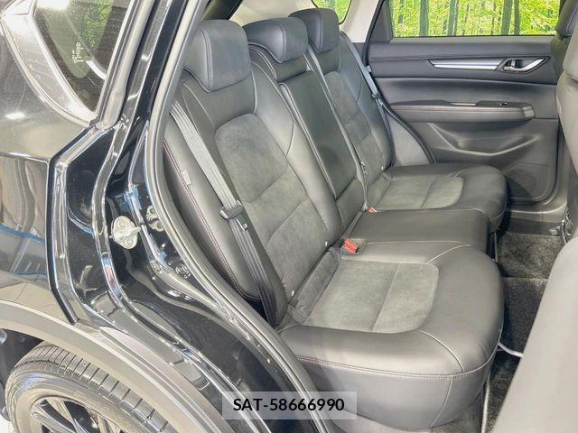 Mazda CX-5 2023-11 8626358-8