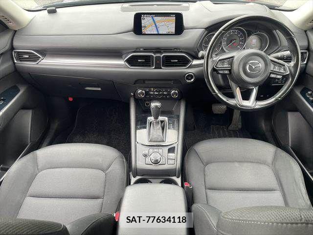 Mazda CX-5 2018-03 8658639-2