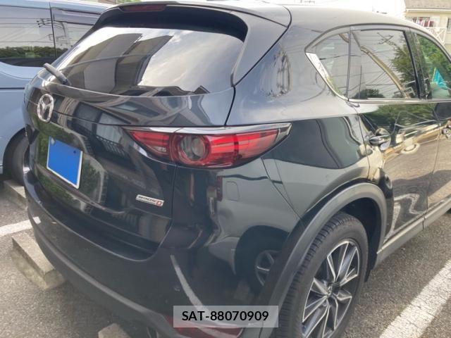 Mazda CX-5 2017-07 8658642-2