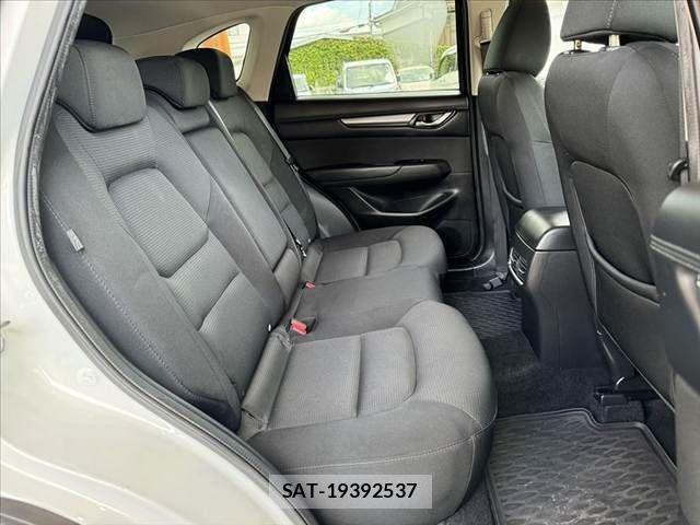 Mazda CX-5 2017-11 8658637-17