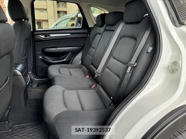 Mazda CX-5 2017-11 8658637-18