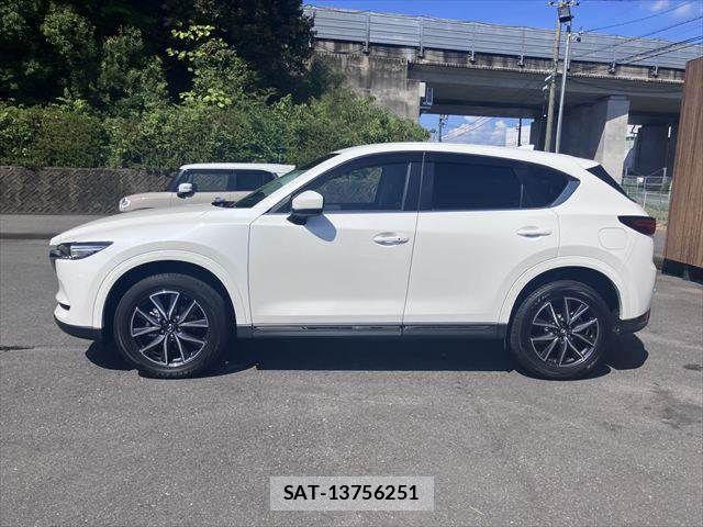 Mazda CX-5 2018-11 8666024-26