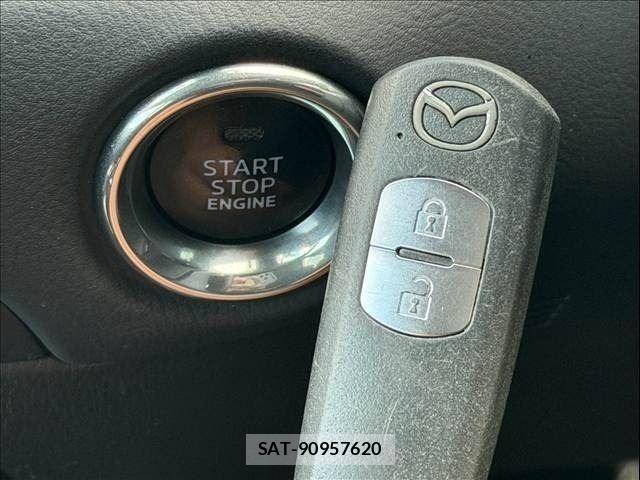 Mazda CX-5 2018-01 8741539-15