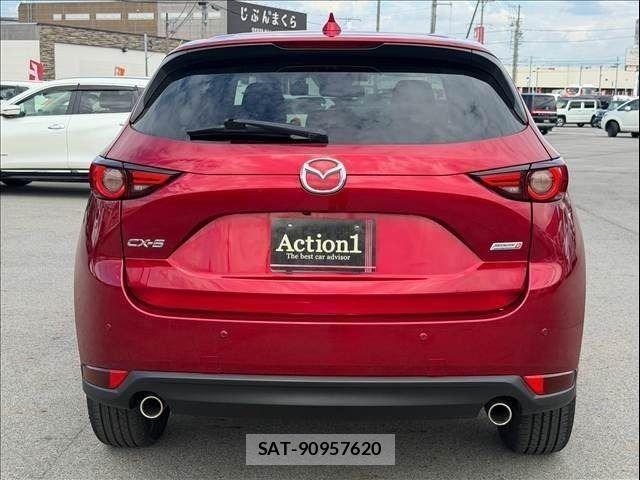 Mazda CX-5 2018-01 8741539-3