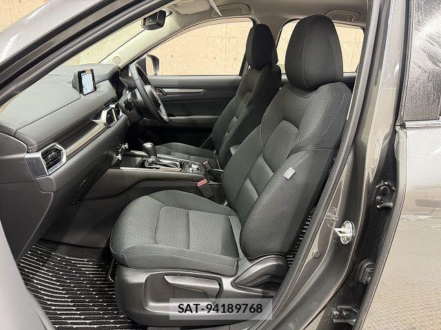 Mazda CX-5 2019-09 8741535-10