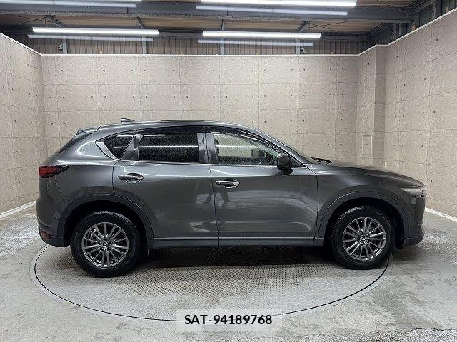 Mazda CX-5 2019-09 8741535-5