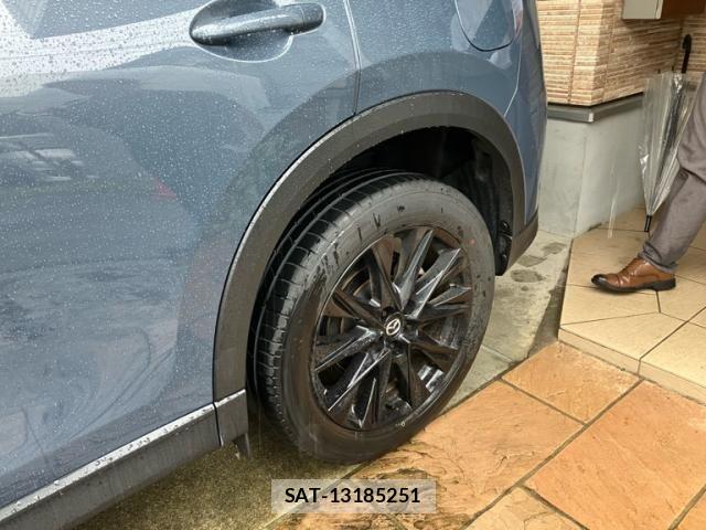 Mazda CX-5 2023-10 8741515-4