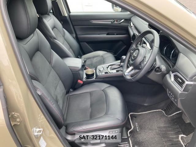 Mazda CX-5 2023-10 8741523-10