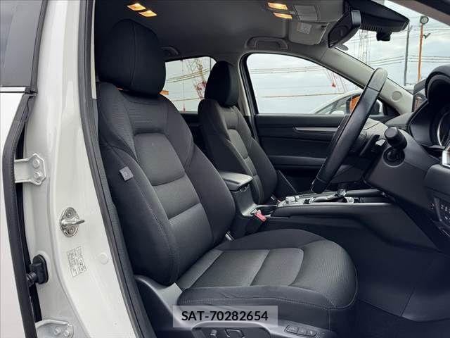 Mazda CX-5 2021-01 8741532-14