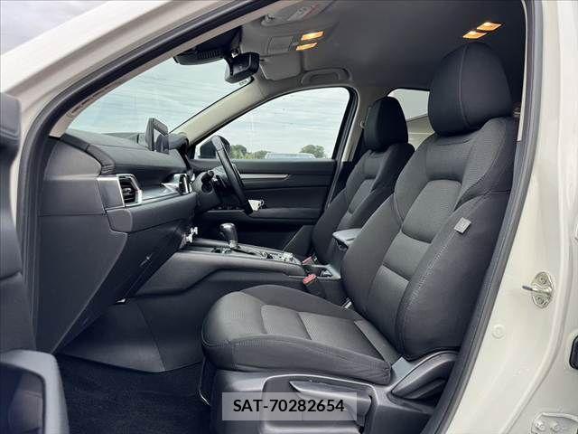 Mazda CX-5 2021-01 8741532-15