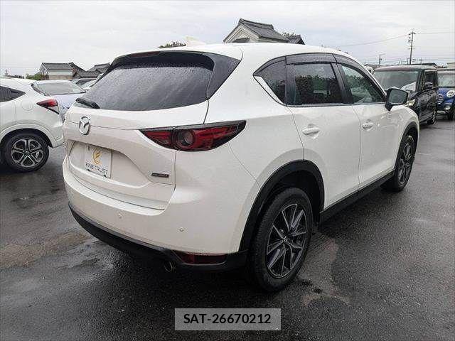 Mazda CX-5 2018-09 8741540-16
