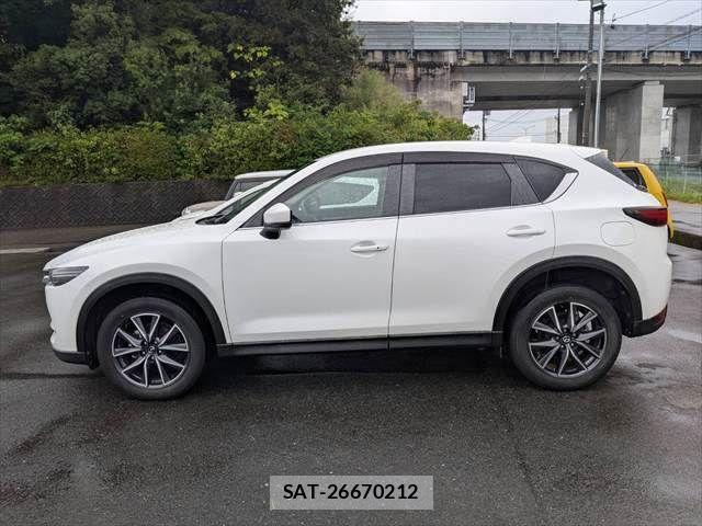 Mazda CX-5 2018-09 8741540-19