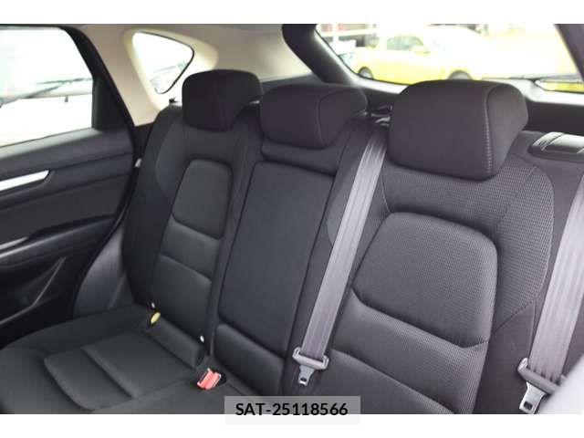 Mazda CX-5 2019-10 8795688-9
