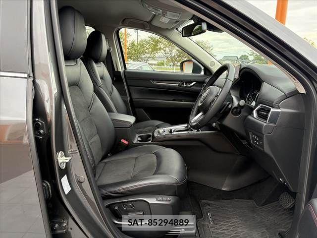 Mazda CX-5 2025-03 8828516-15