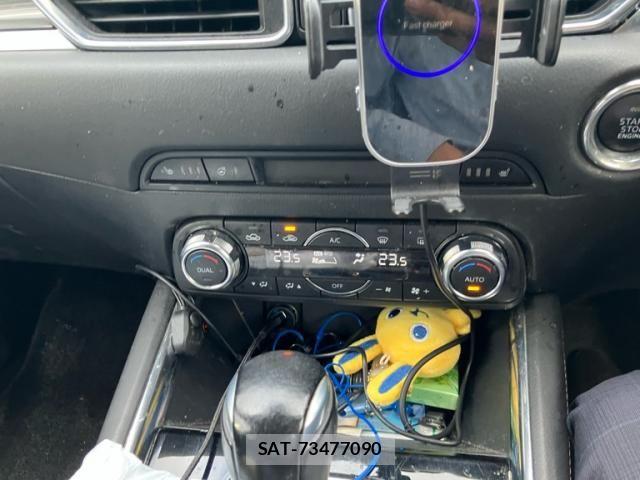 Mazda CX-5 2017-10 8828538-12