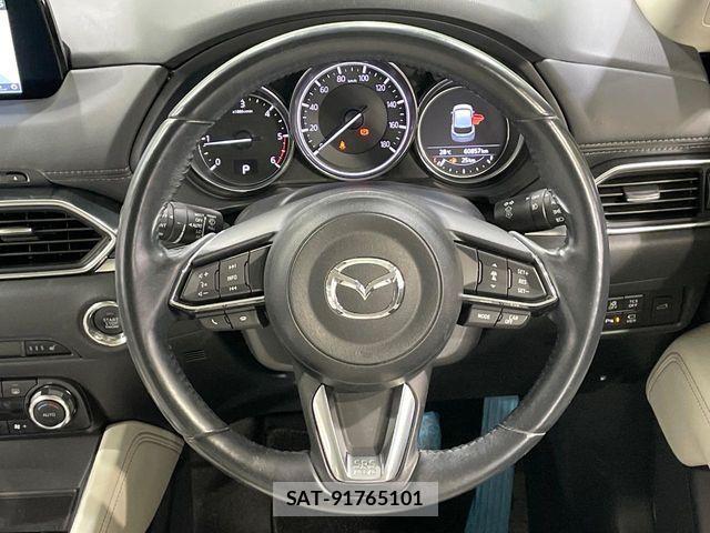 Mazda CX-5 2017-10 8828530-11