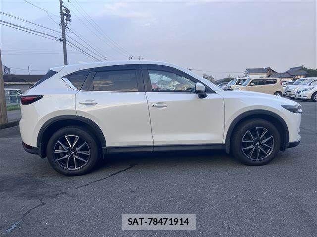 Mazda CX-5 2018-04 8828539-21
