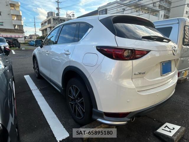 Mazda CX-5 2018-03 8828532-4