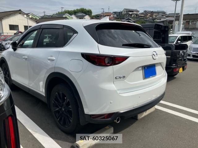 Mazda CX-5 2021-10 8828531-5