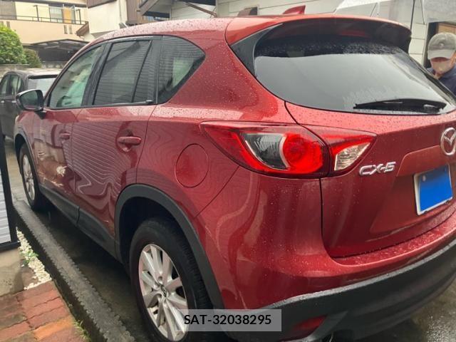 Mazda CX-5 2013-06 8870770-1