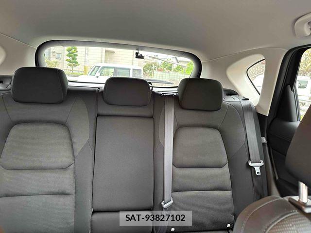 Mazda CX-5 2023-10 8879341-11
