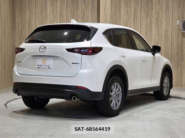 Mazda CX-5 2022-06 8879339-17