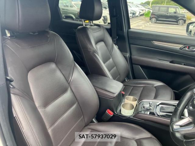 Mazda CX-5 2022-09 8883491-16