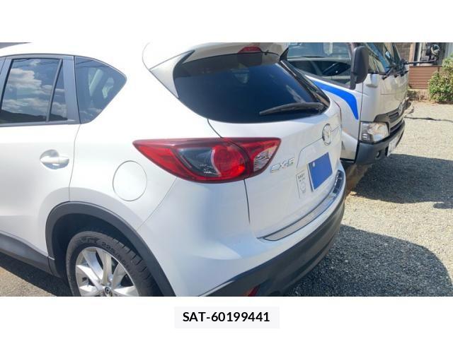 Mazda CX-5 2013-09 8883495-9