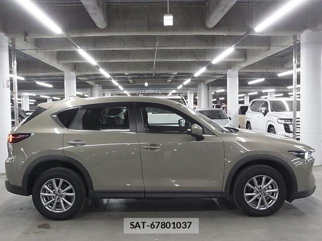 Mazda CX-5 2022-03 6715988-7