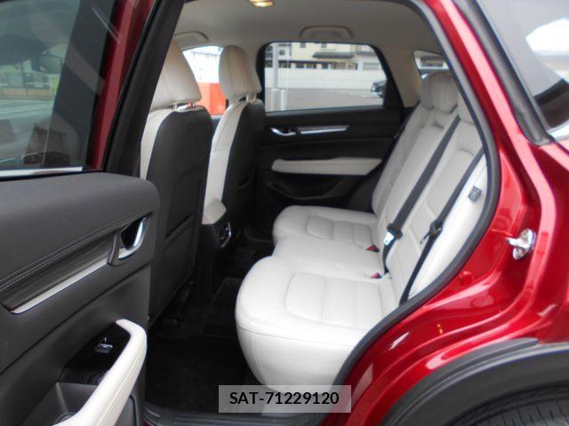 Mazda CX-5 2018-09 6814533-11
