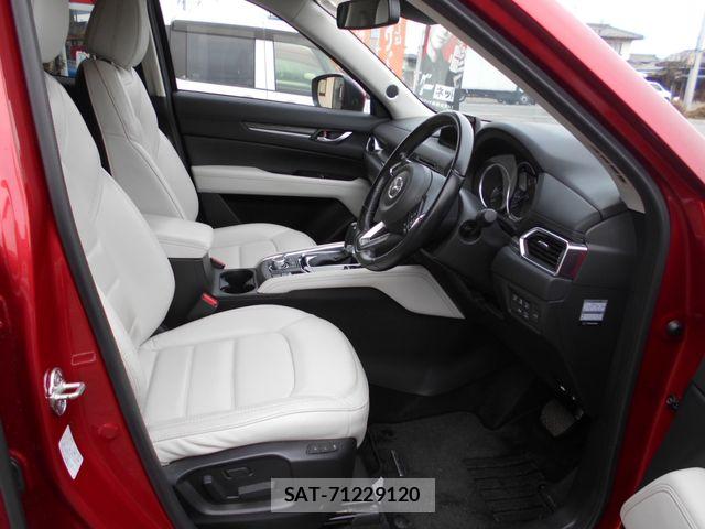 Mazda CX-5 2018-09 6814533-15