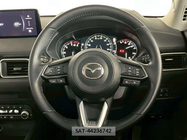 Mazda CX-5 2023-04 7217010-12