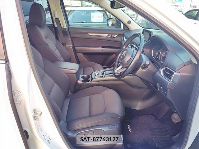 Mazda CX-5 2018-01 7216991-18
