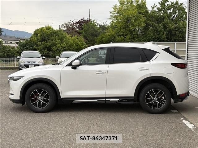 Mazda CX-5 2017-03 7216987-6