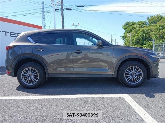 Mazda CX-5 2018-05 7216992-8