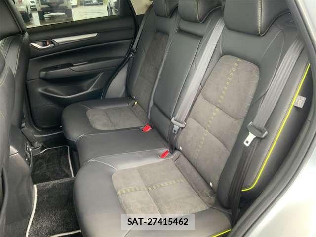 Mazda CX-5 2022-04 7217001-14