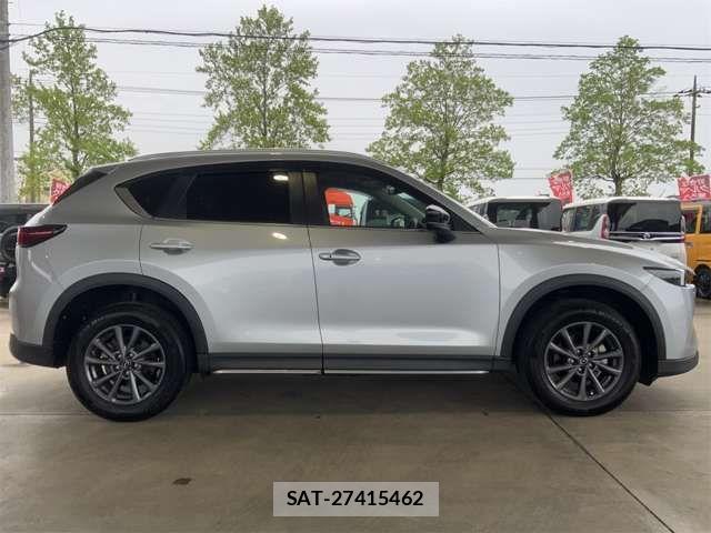 Mazda CX-5 2022-04 7217001-4