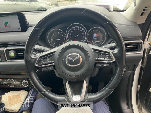 Mazda CX-5 2017-06 7216986-11