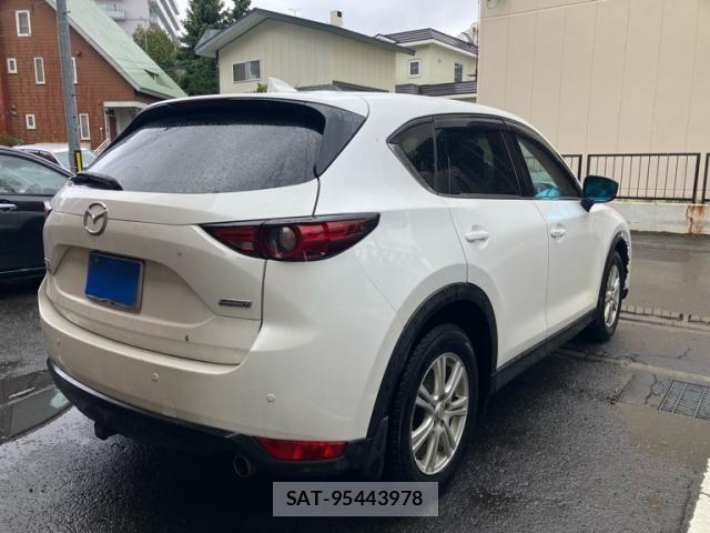 Mazda CX-5 2017-06 7216986-3