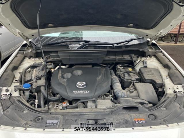 Mazda CX-5 2017-06 7216986-7