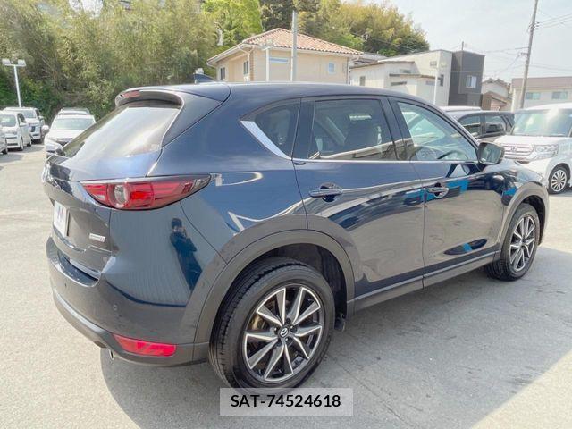 Mazda CX-5 2017-09 7250404-11