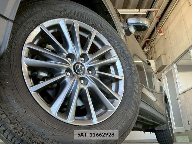 Mazda CX-5 2017-09 7250401-11